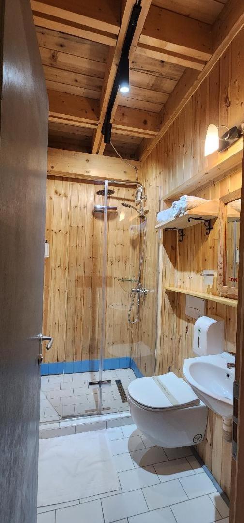 Hotel London Tirana Zewnętrze zdjęcie